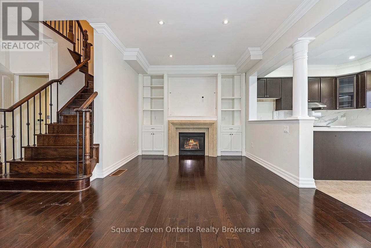 391 Vellore Park Avenue, Vaughan, ON - Indoor With Fireplace