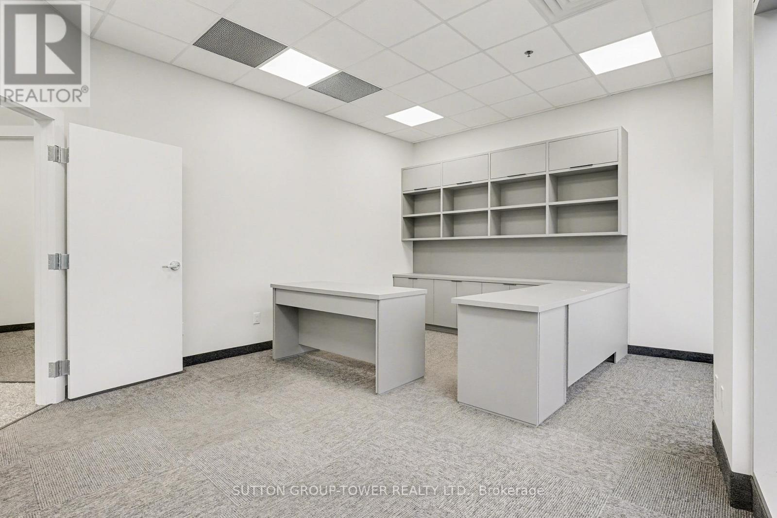 33 - 5250 Solar Drive, Mississauga, ON