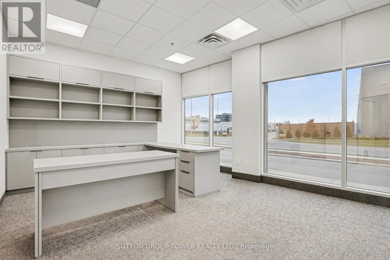 33 - 5250 Solar Drive, Mississauga, ON