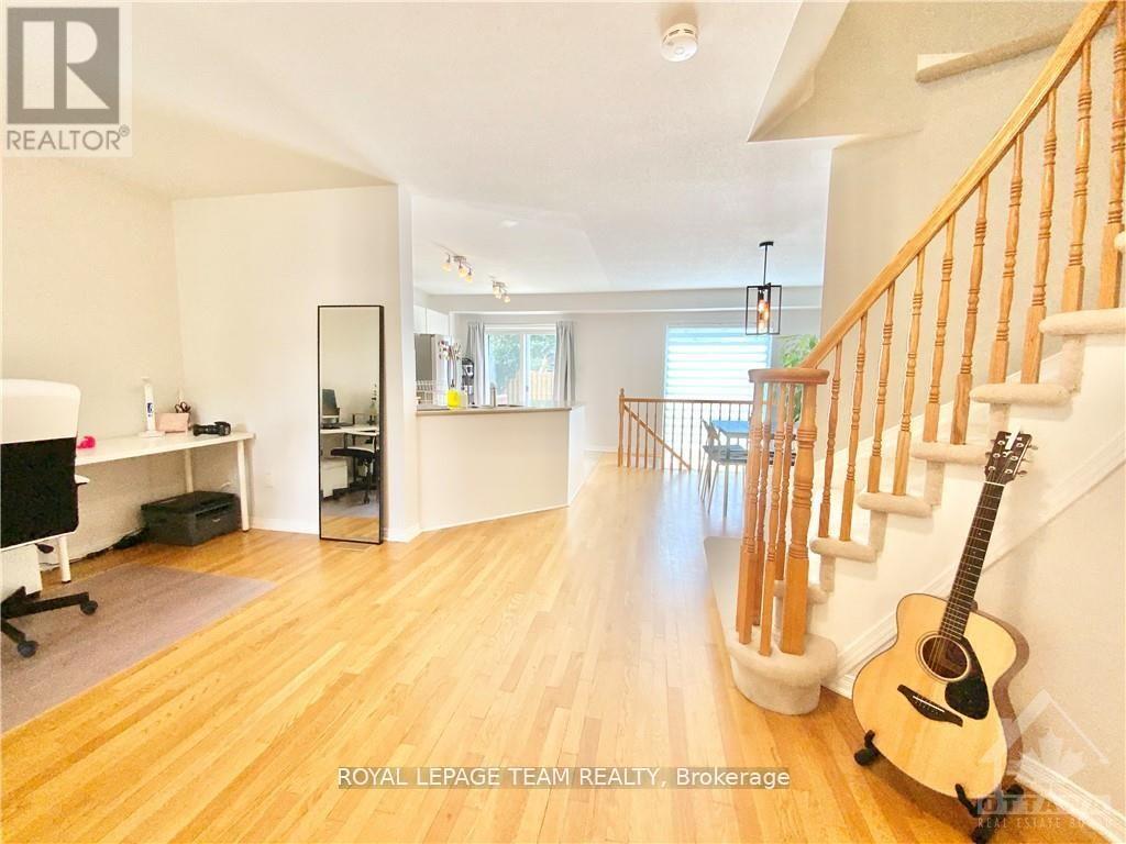 64 Tobermory Crescent, Ottawa, ON - Indoor