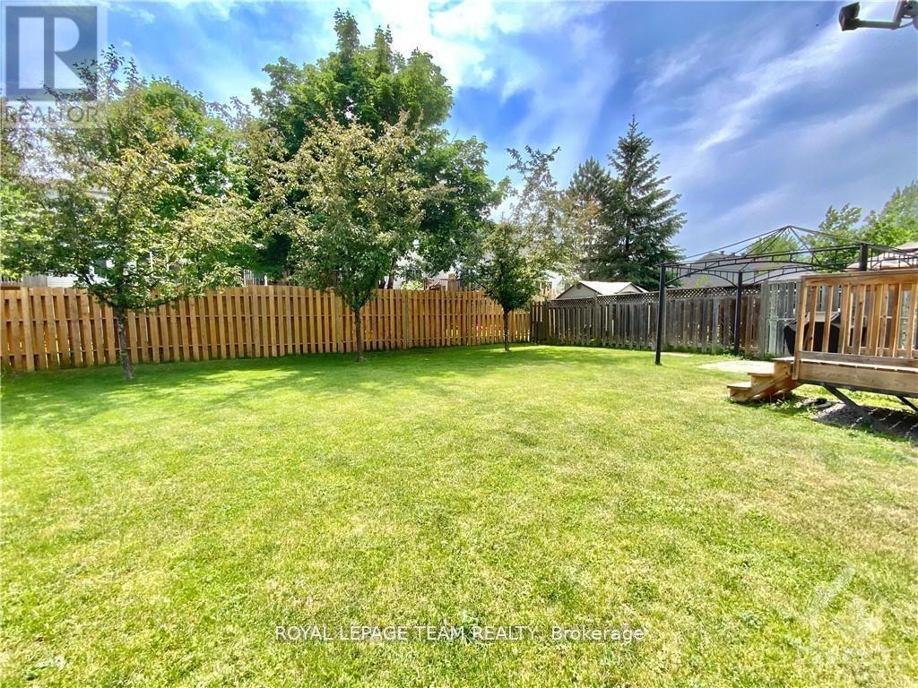 64 Tobermory Crescent, Ottawa, ON - Outdoor With Backyard
