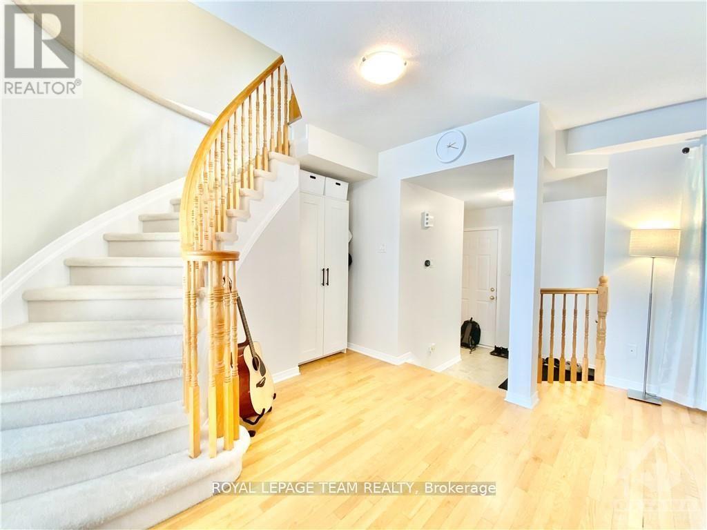 64 Tobermory Crescent, Ottawa, ON - Indoor Photo Showing Other Room