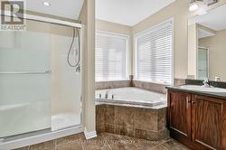 Master Ensuite -
