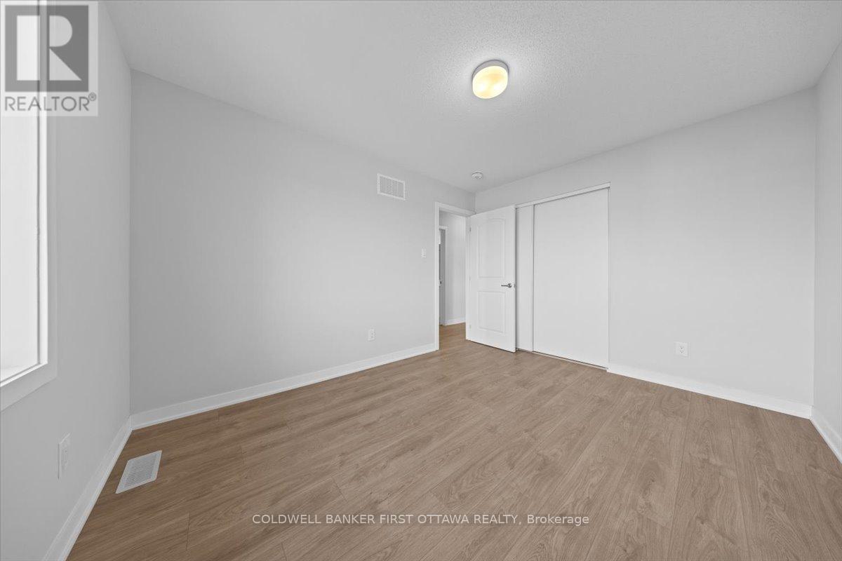 110 Parnian Private, Ottawa, ON - Indoor Photo Showing Other Room