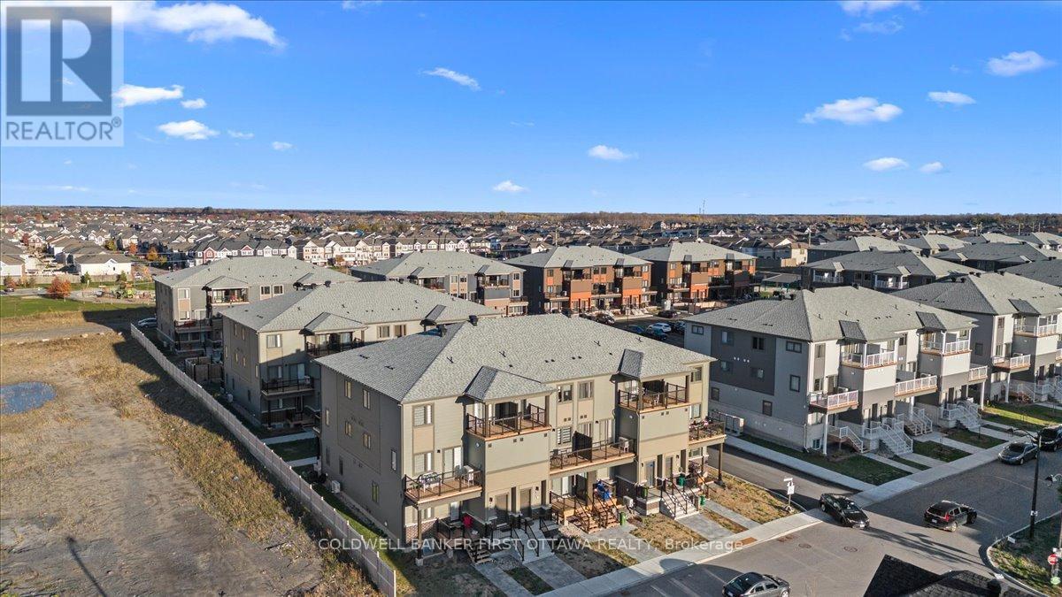 110 Parnian Private, Ottawa, ON - Outdoor With View