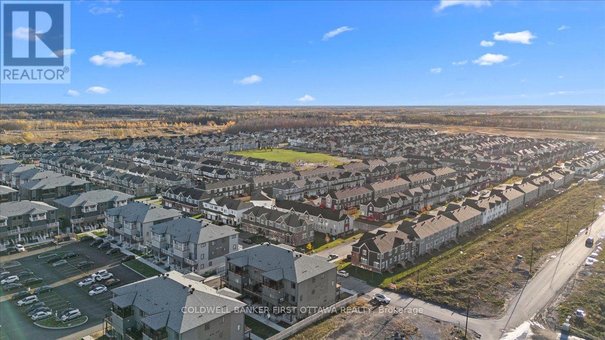 110 Parnian Private, Ottawa, ON - Outdoor With View