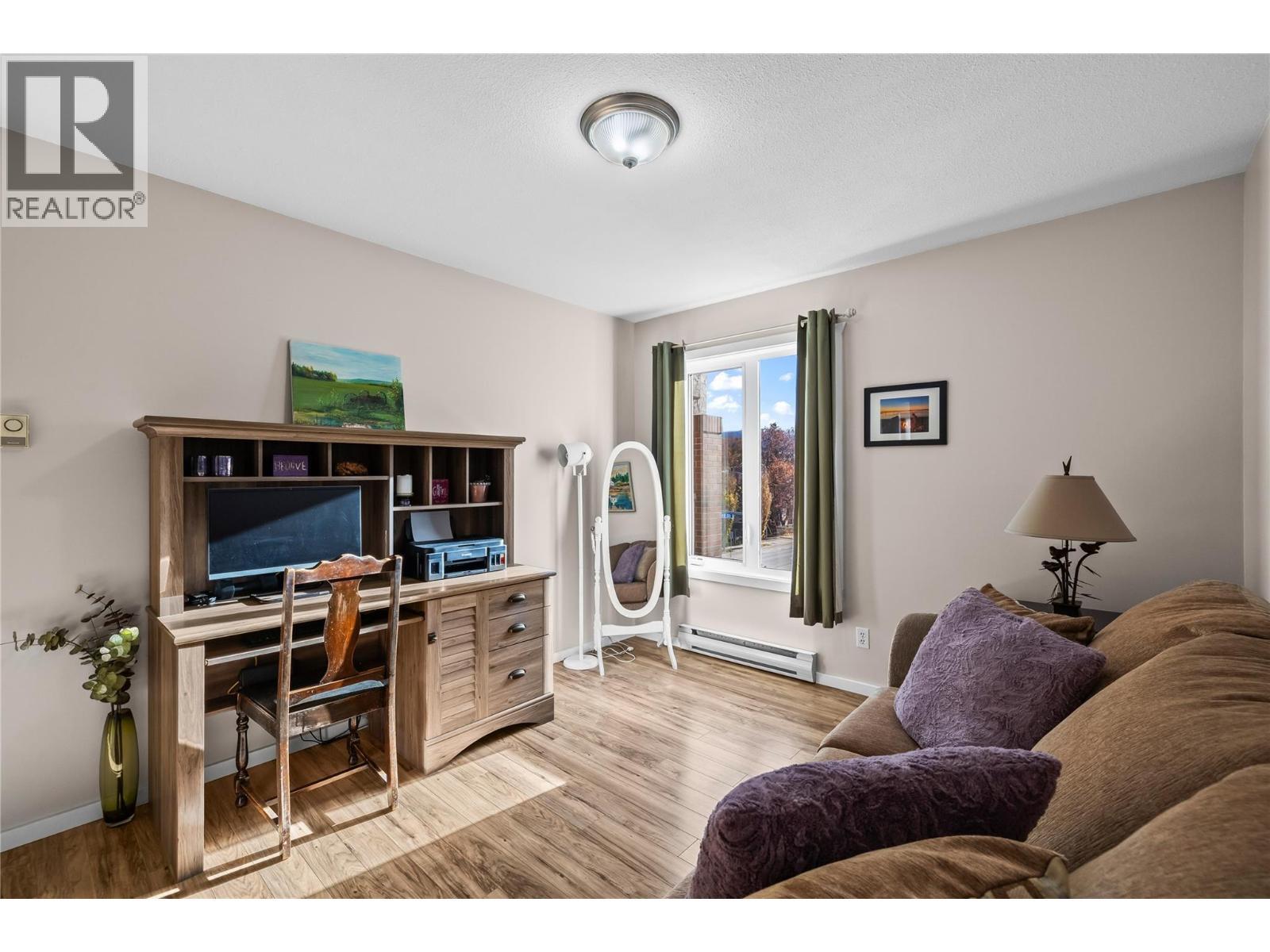 878 Bernard Avenue Unit# 304, Kelowna, BC - Indoor