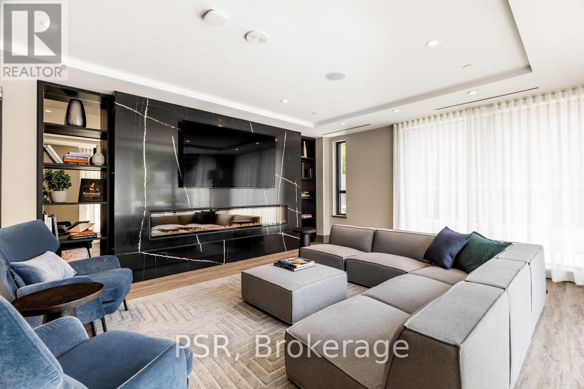 1305 - 71 Redpath Avenue, Toronto, ON - Indoor Photo Showing Living Room