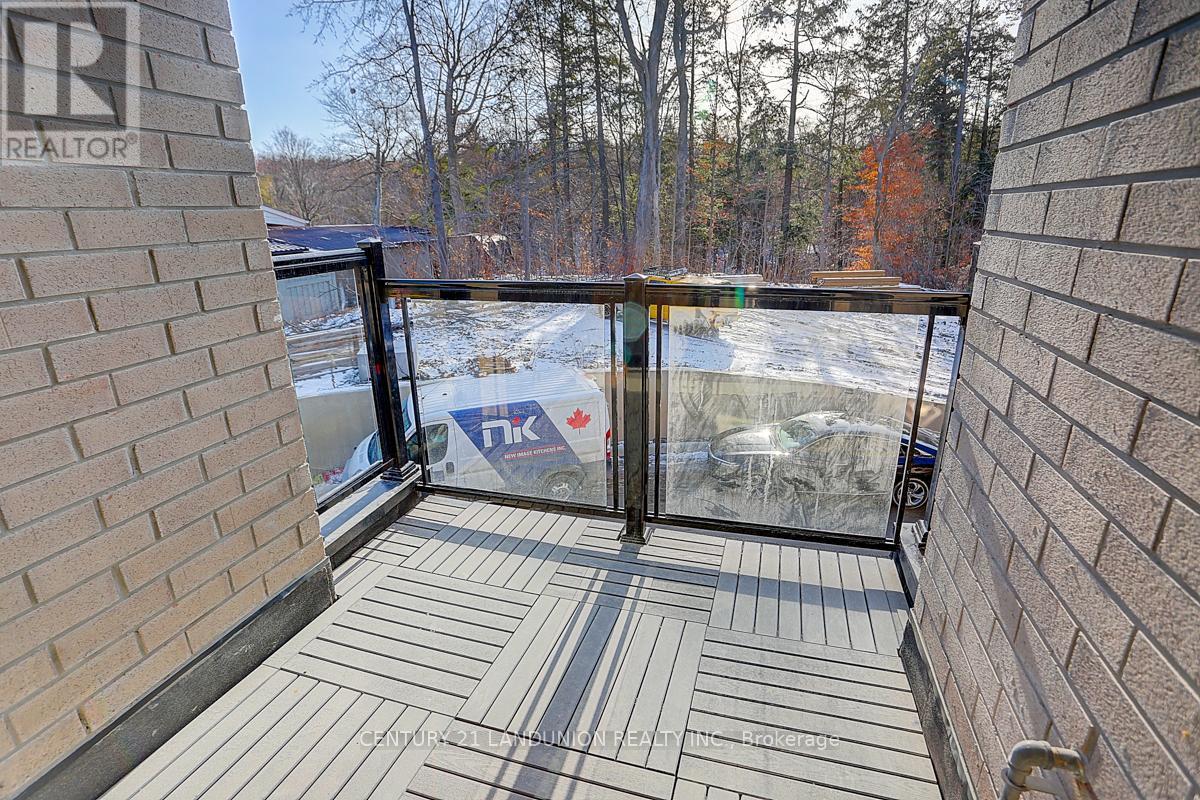 6 De La Roche Drive, Vaughan, ON - Outdoor With Exterior