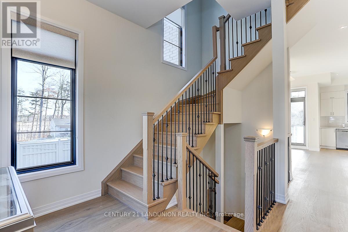 6 De La Roche Drive, Vaughan, ON - Indoor Photo Showing Other Room