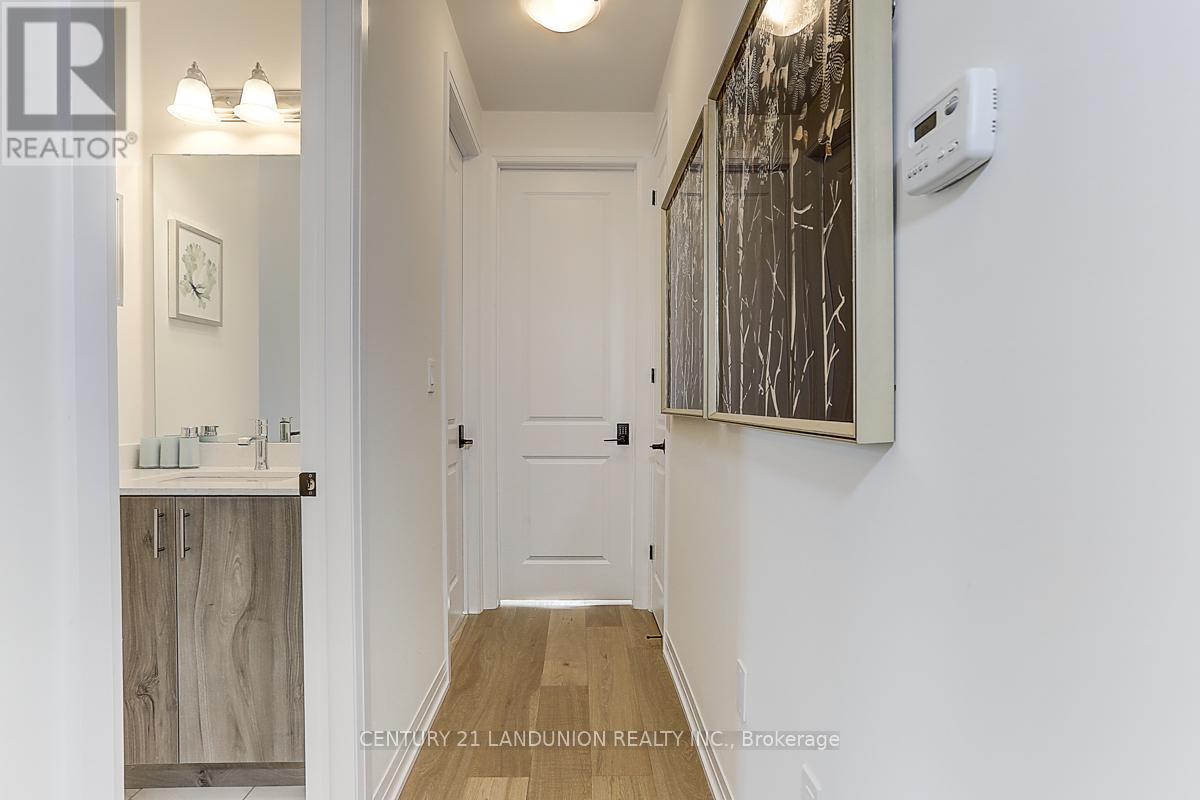 6 De La Roche Drive, Vaughan, ON - Indoor Photo Showing Other Room