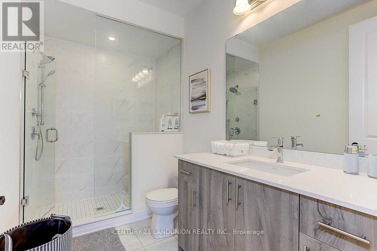 6 De La Roche Drive, Vaughan, ON - Indoor Photo Showing Bathroom