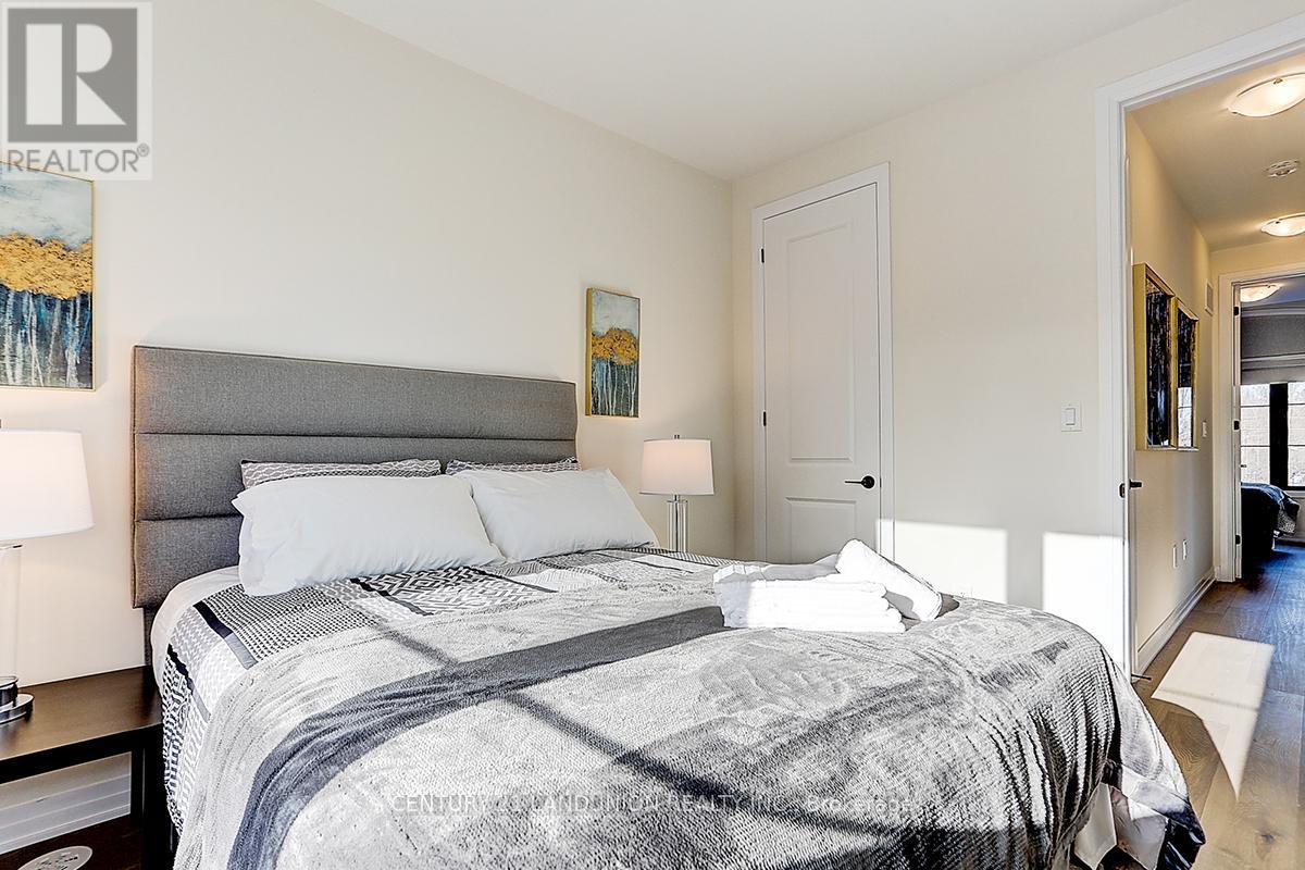6 De La Roche Drive, Vaughan, ON - Indoor Photo Showing Bedroom