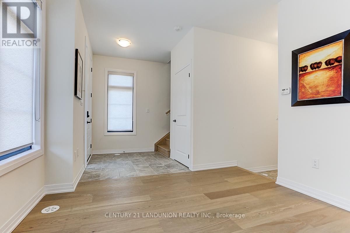 6 De La Roche Drive, Vaughan, ON - Indoor Photo Showing Other Room