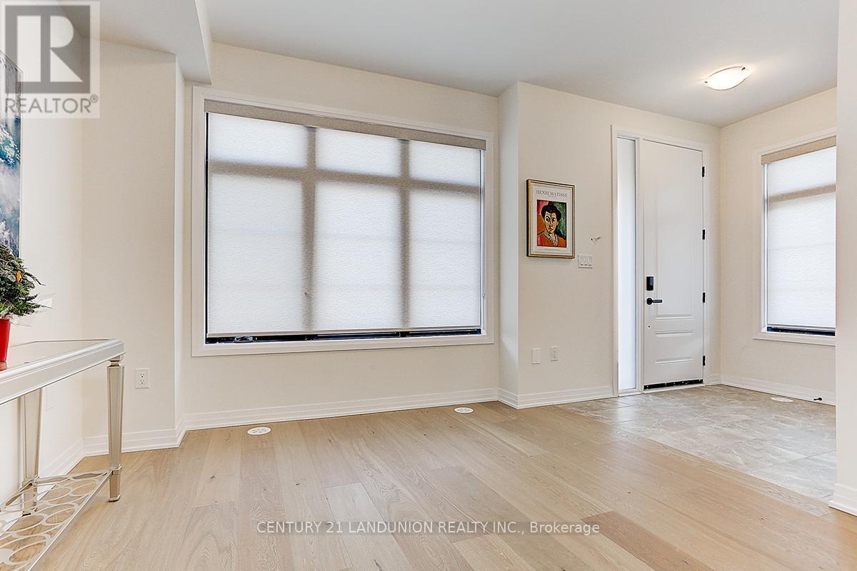 6 De La Roche Drive, Vaughan, ON - Indoor Photo Showing Other Room