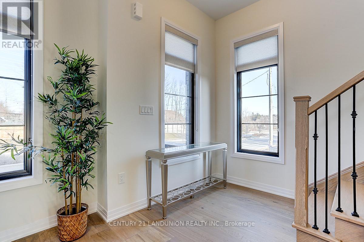 6 De La Roche Drive, Vaughan, ON - Indoor Photo Showing Other Room