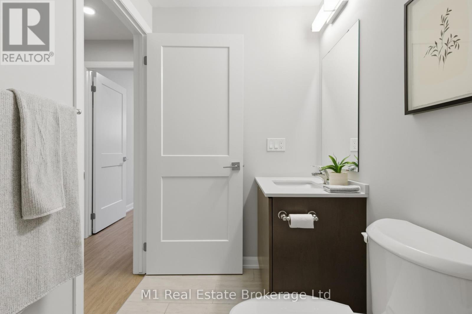 116 - 708 Woolwich Street, Guelph (Riverside Park), ON - Indoor Photo Showing Bathroom