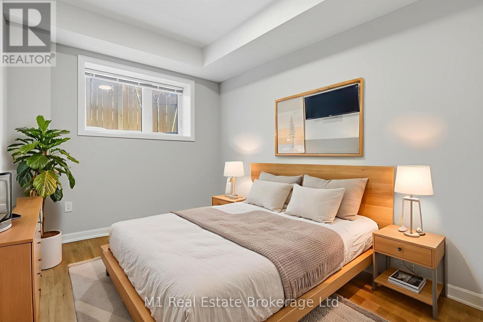 116 - 708 Woolwich Street, Guelph (Riverside Park), ON - Indoor Photo Showing Bedroom