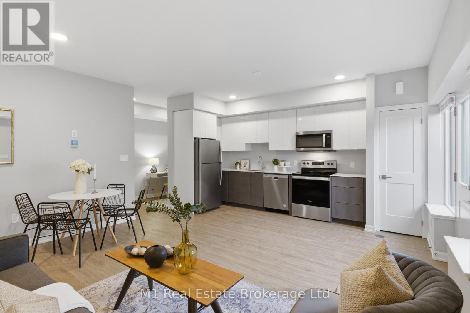 116 - 708 Woolwich Street, Guelph (Riverside Park), ON - Indoor