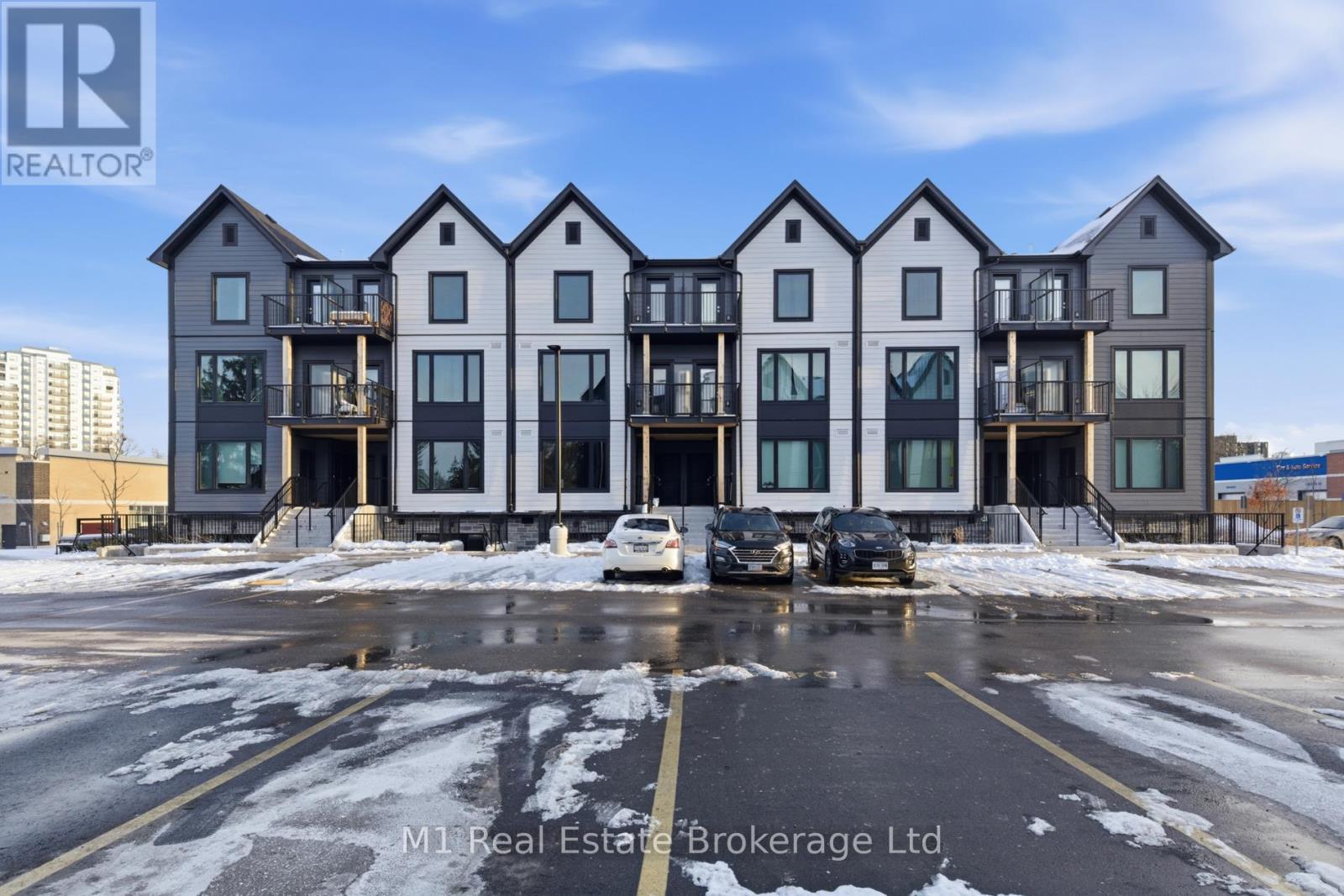 116 - 708 Woolwich Street, Guelph (Riverside Park), ON - Outdoor With Facade