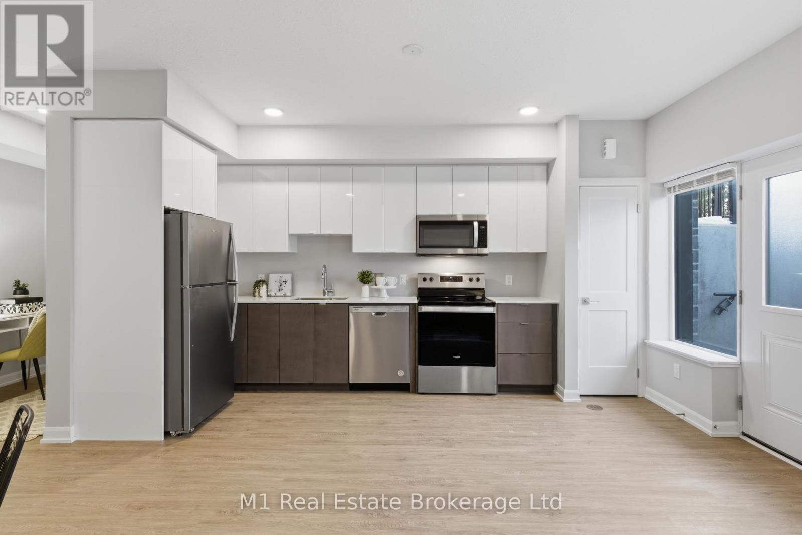 116 - 708 Woolwich Street, Guelph (Riverside Park), ON - Indoor Photo Showing Kitchen