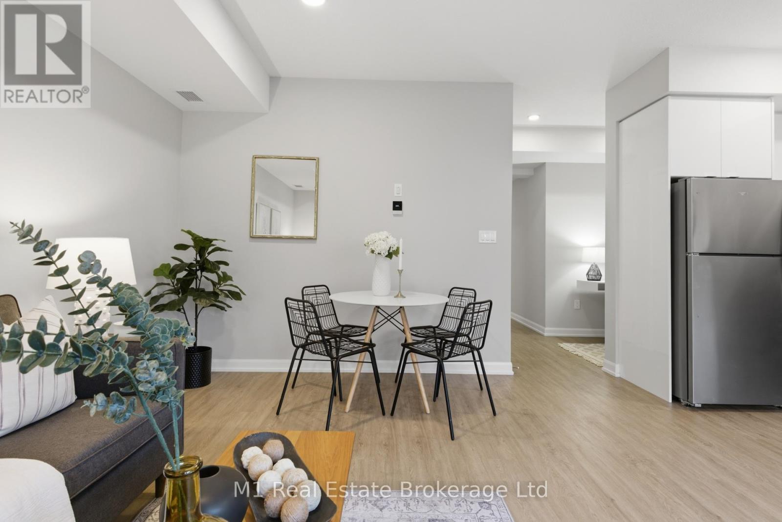 116 - 708 Woolwich Street, Guelph (Riverside Park), ON - Indoor Photo Showing Dining Room