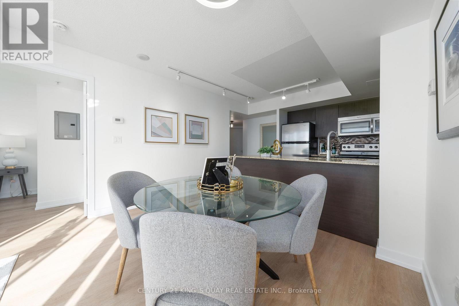 202 - 5740 Yonge Street, Toronto, ON - Indoor