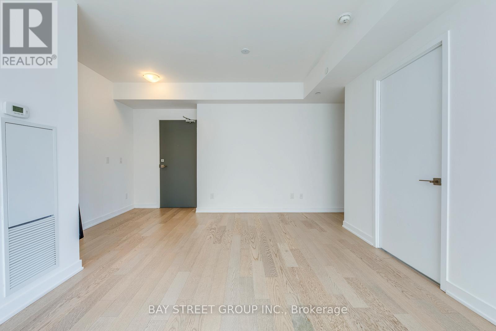 1601 - 17 Dundonald Street, Toronto, ON - Indoor Photo Showing Other Room