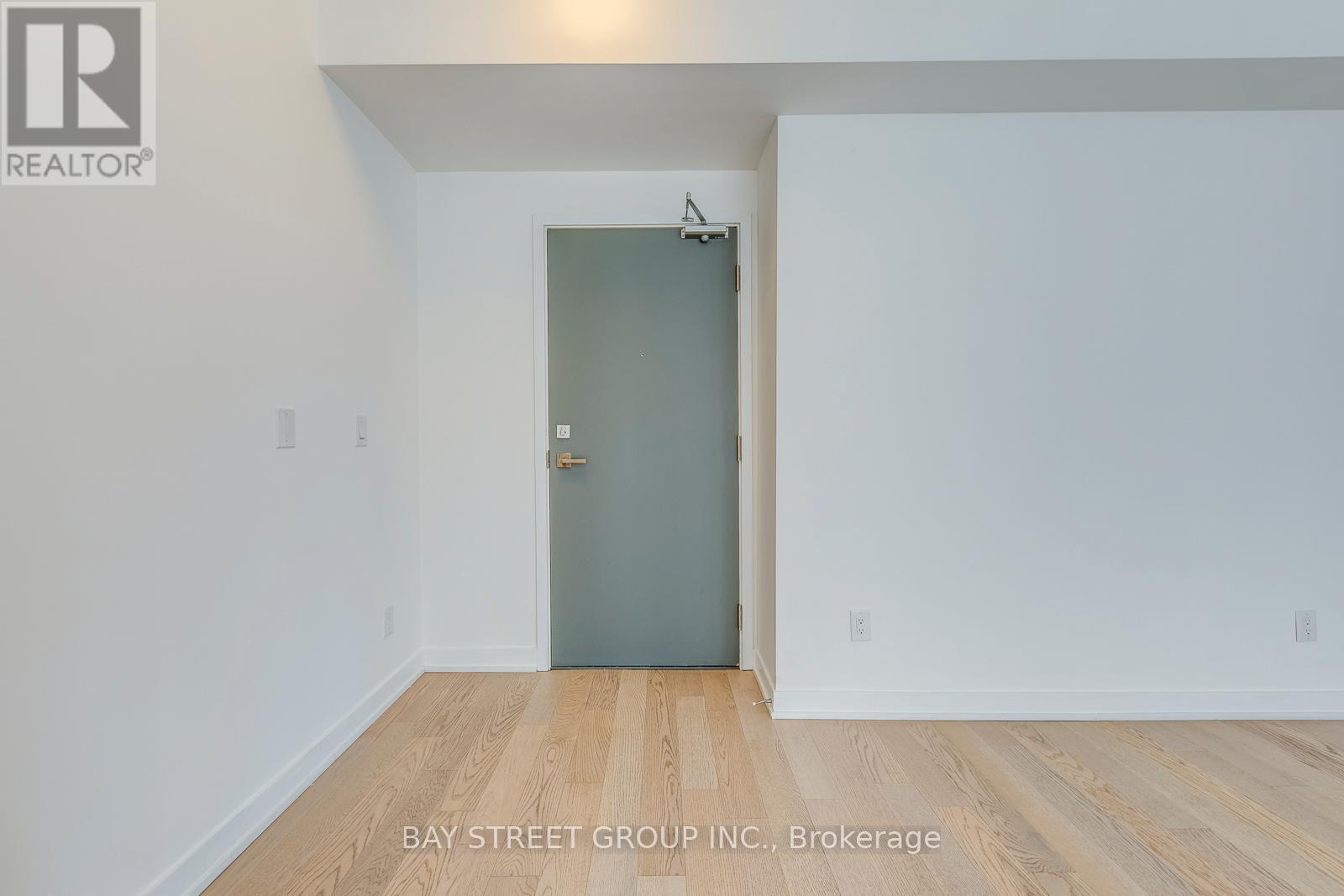 1601 - 17 Dundonald Street, Toronto, ON - Indoor Photo Showing Other Room