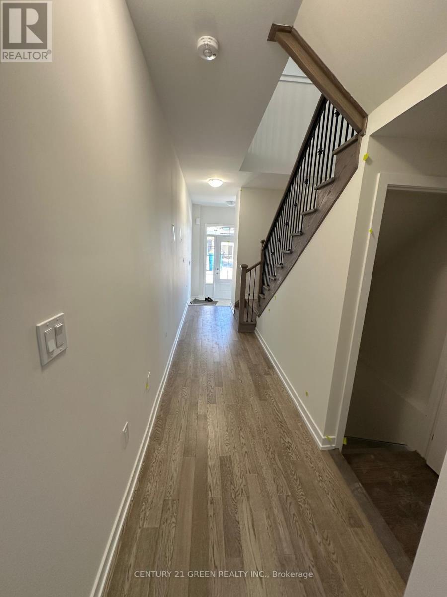 111 Henshaw Drive, Erin, ON - Indoor Photo Showing Other Room