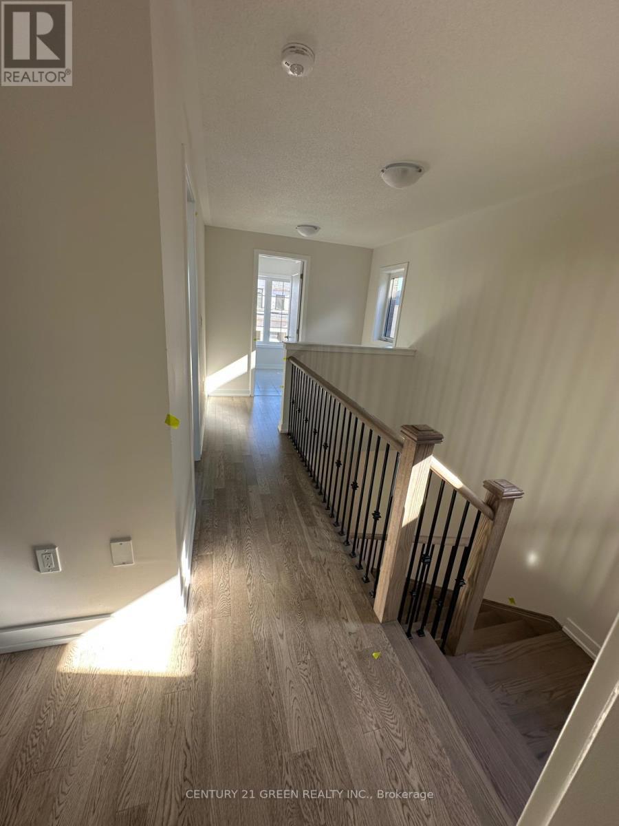 111 Henshaw Drive, Erin, ON - Indoor Photo Showing Other Room