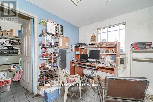 2793 Danforth Avenue, Toronto, ON