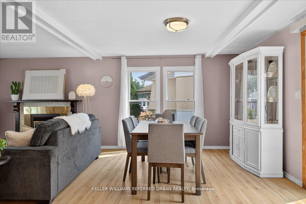 7 Sunset Drive, Innisfil, ON - Indoor