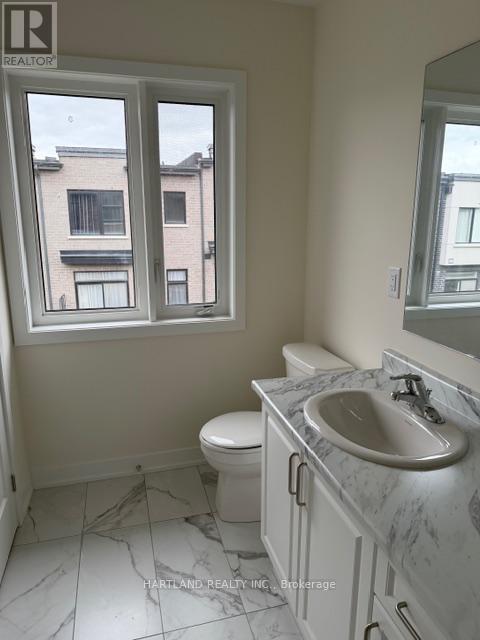 501 - 1695 Dersan Street, Pickering, ON - Indoor Photo Showing Bathroom