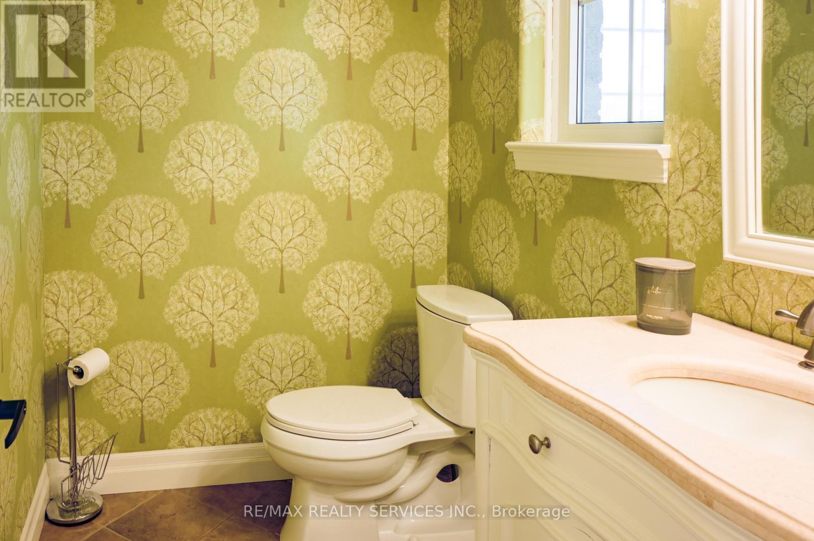 214 Maple Avenue S, Brant, ON