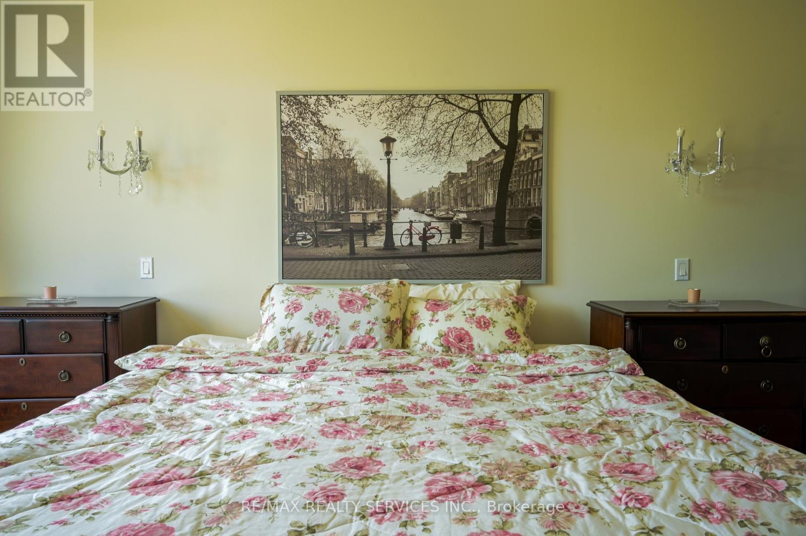 214 Maple Avenue S, Brant, ON