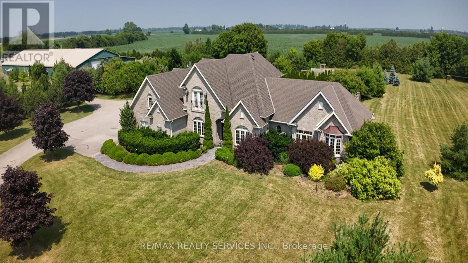 214 Maple Avenue S, Brant, ON