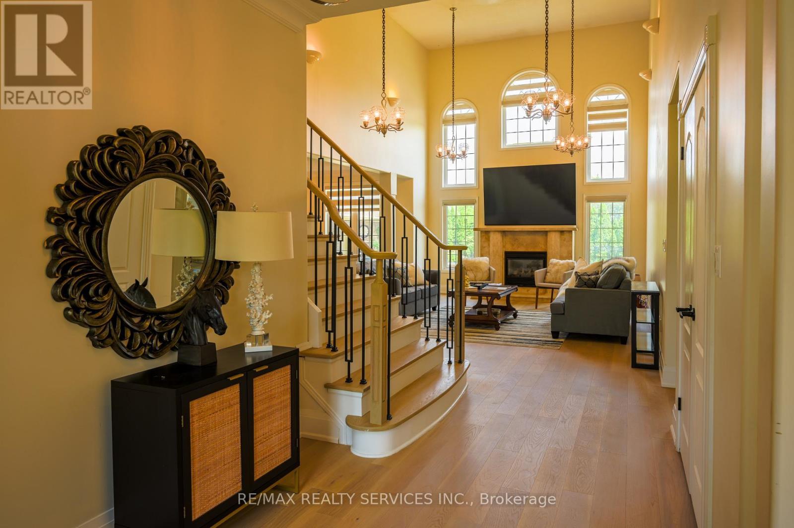 214 Maple Avenue S, Brant, ON