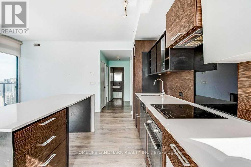 2207 - 75 St Nicholas Street, Toronto, ON - Indoor Photo Showing Kitchen With Upgraded Kitchen