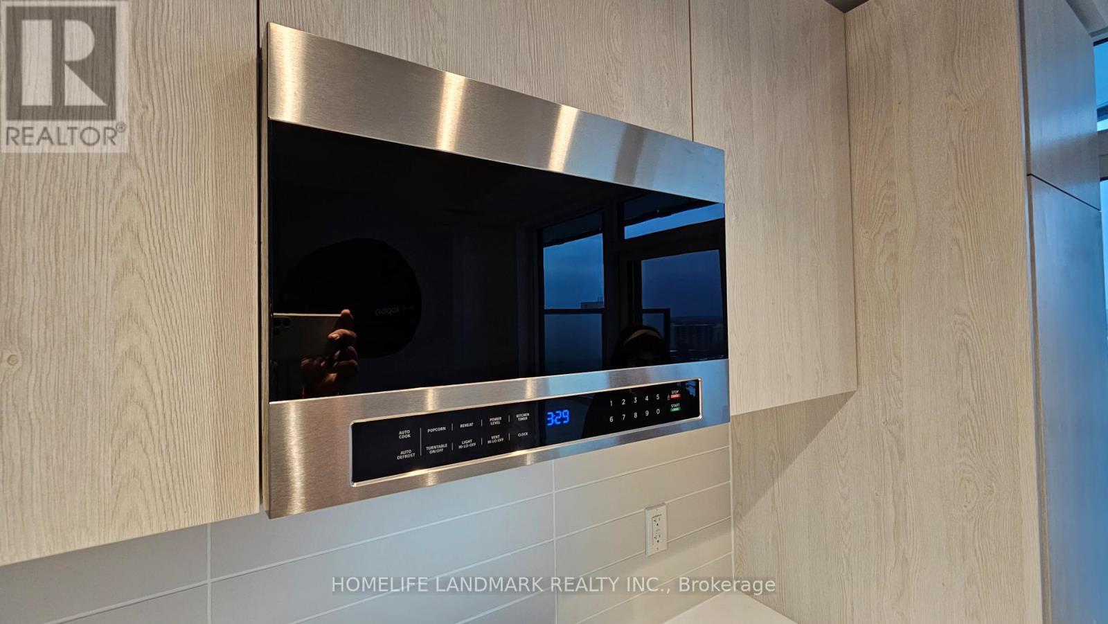 1603 - 110 Broadway Avenue, Toronto, ON -