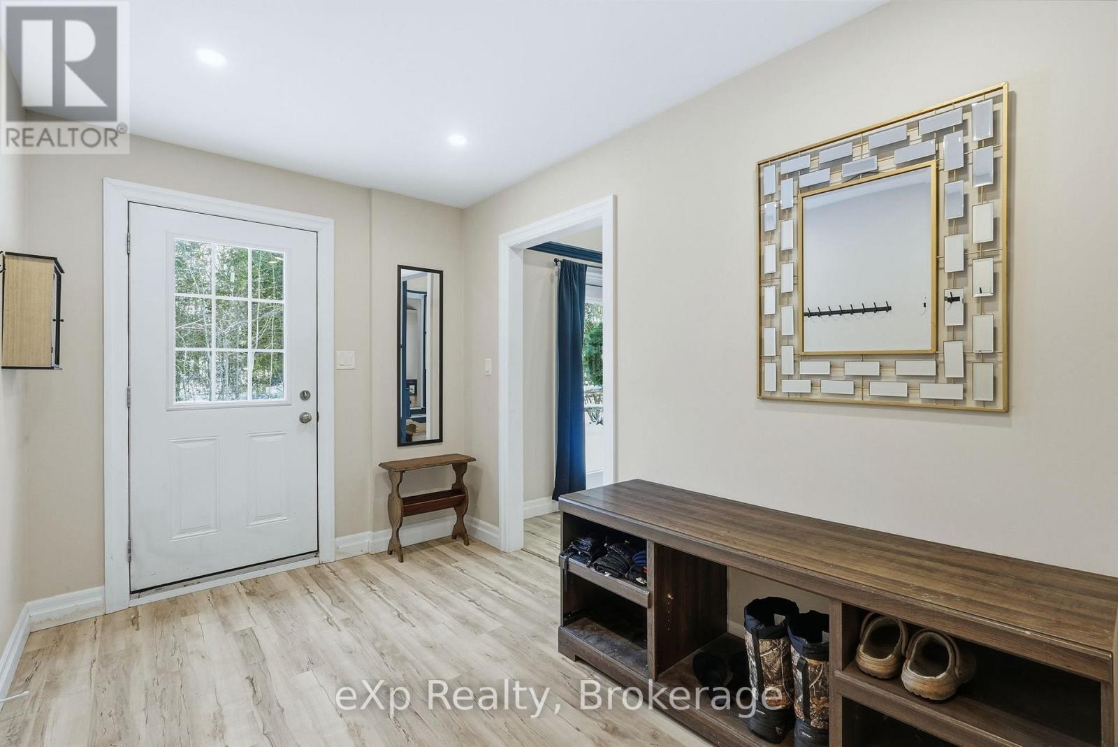 Mudroom - 401309 Grey Road 17 Road, Georgian Bluffs, ON - Indoor Photo Showing Other Room