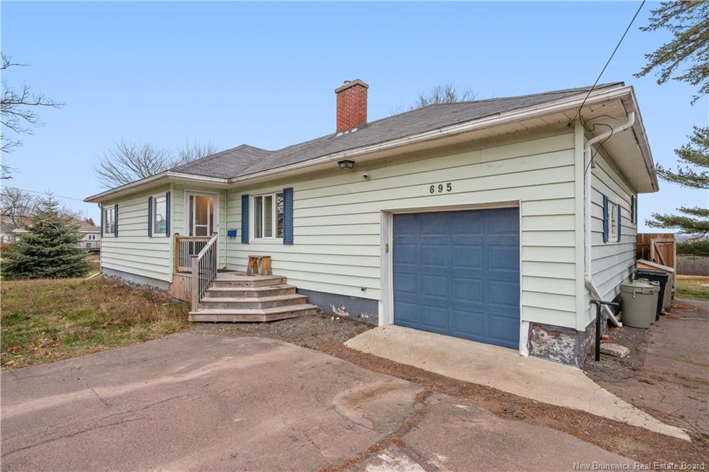 695 Hillsborough Rd, Riverview, NB