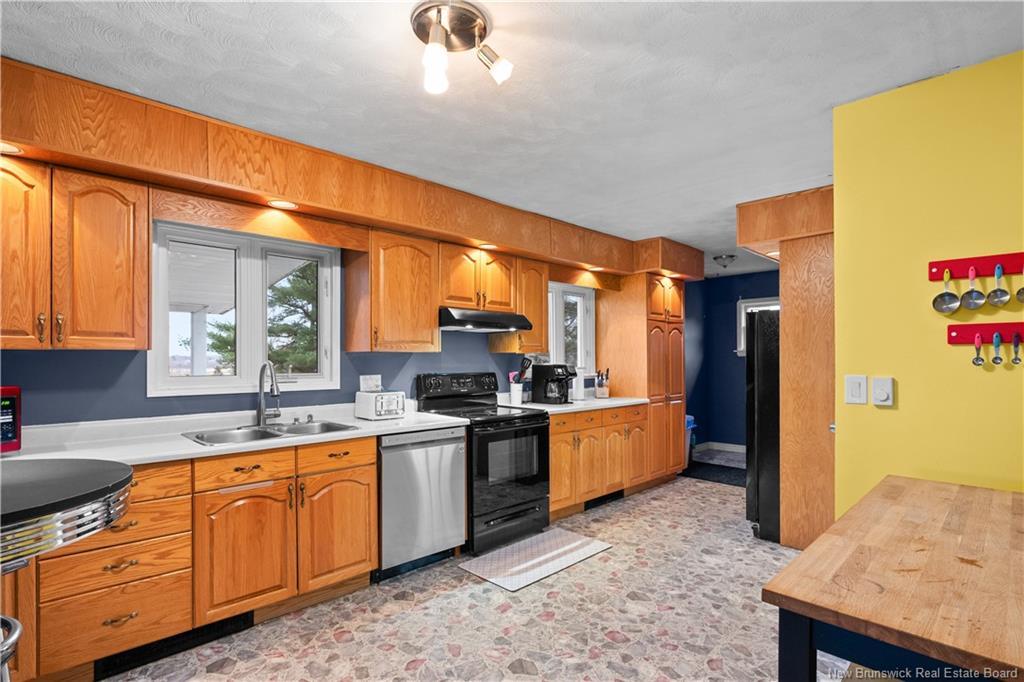 695 Hillsborough Rd, Riverview, NB