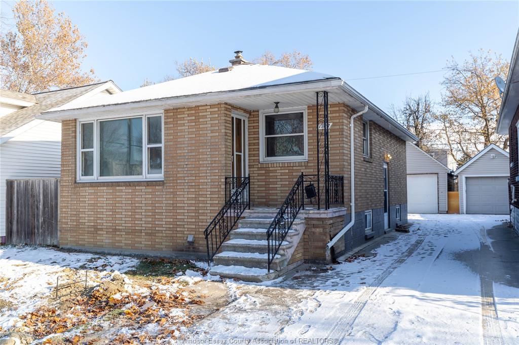 1708 St. Luke, Windsor, ON