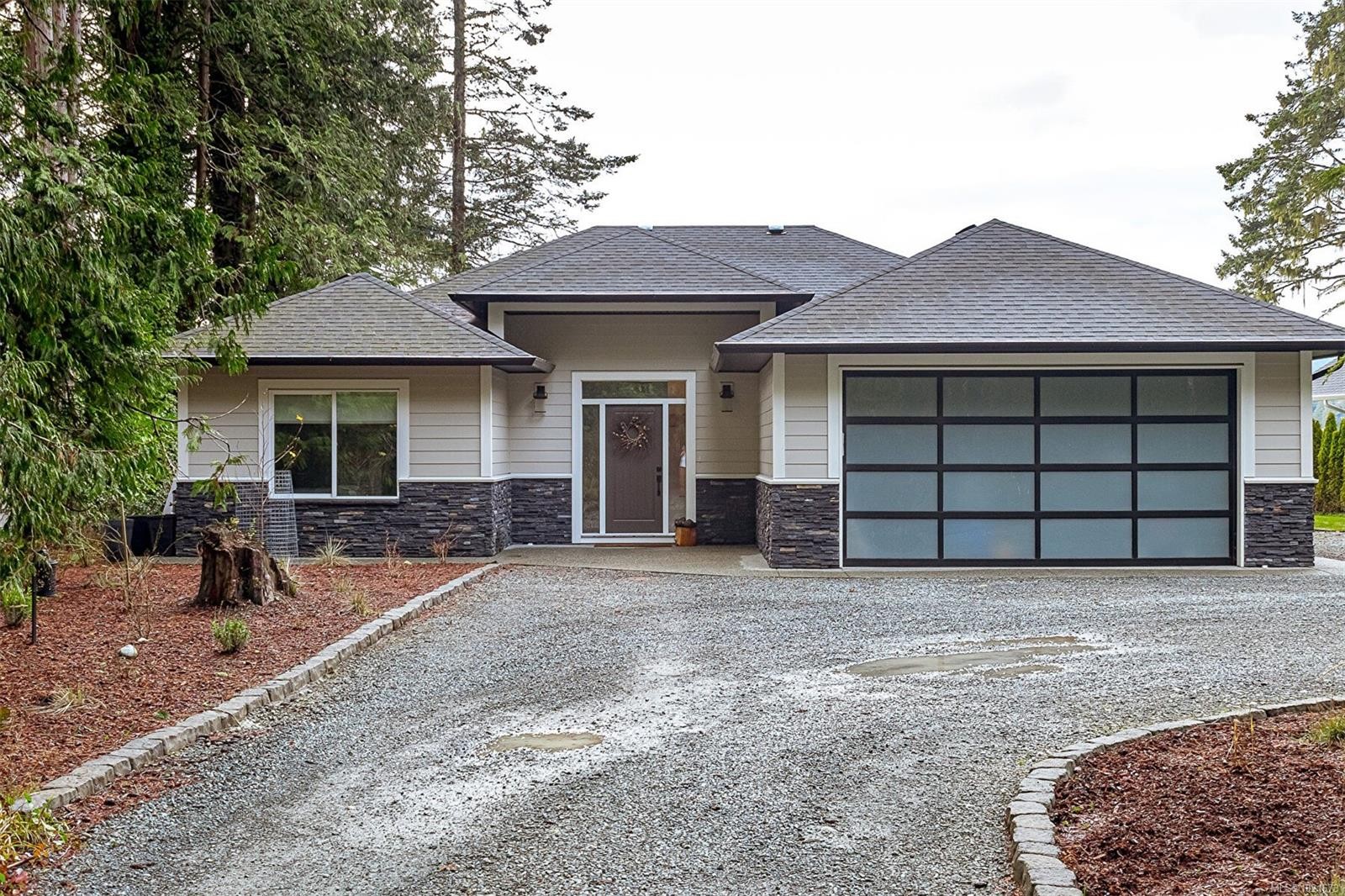 1996 Glenidle Rd, Sooke, BC