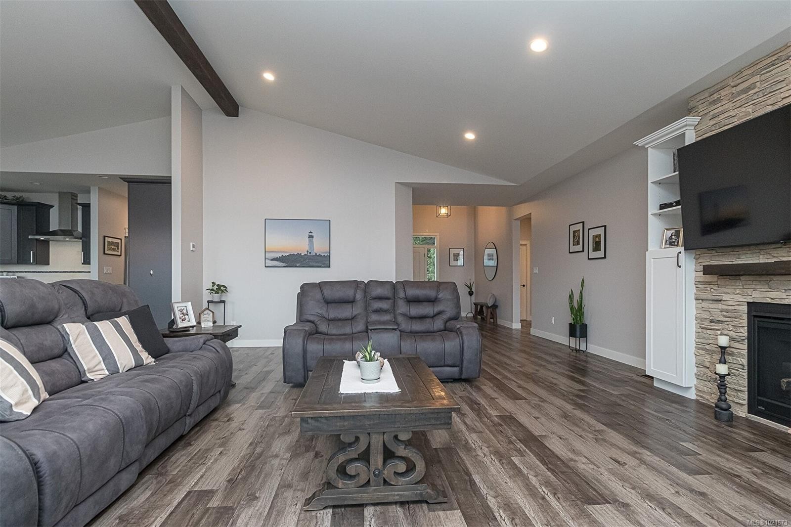 1996 Glenidle Rd, Sooke, BC