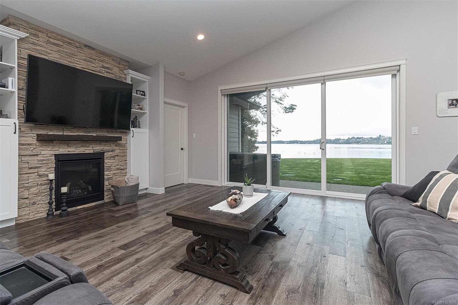 1996 Glenidle Rd, Sooke, BC