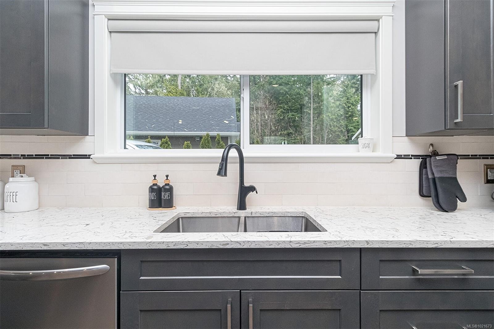 1996 Glenidle Rd, Sooke, BC