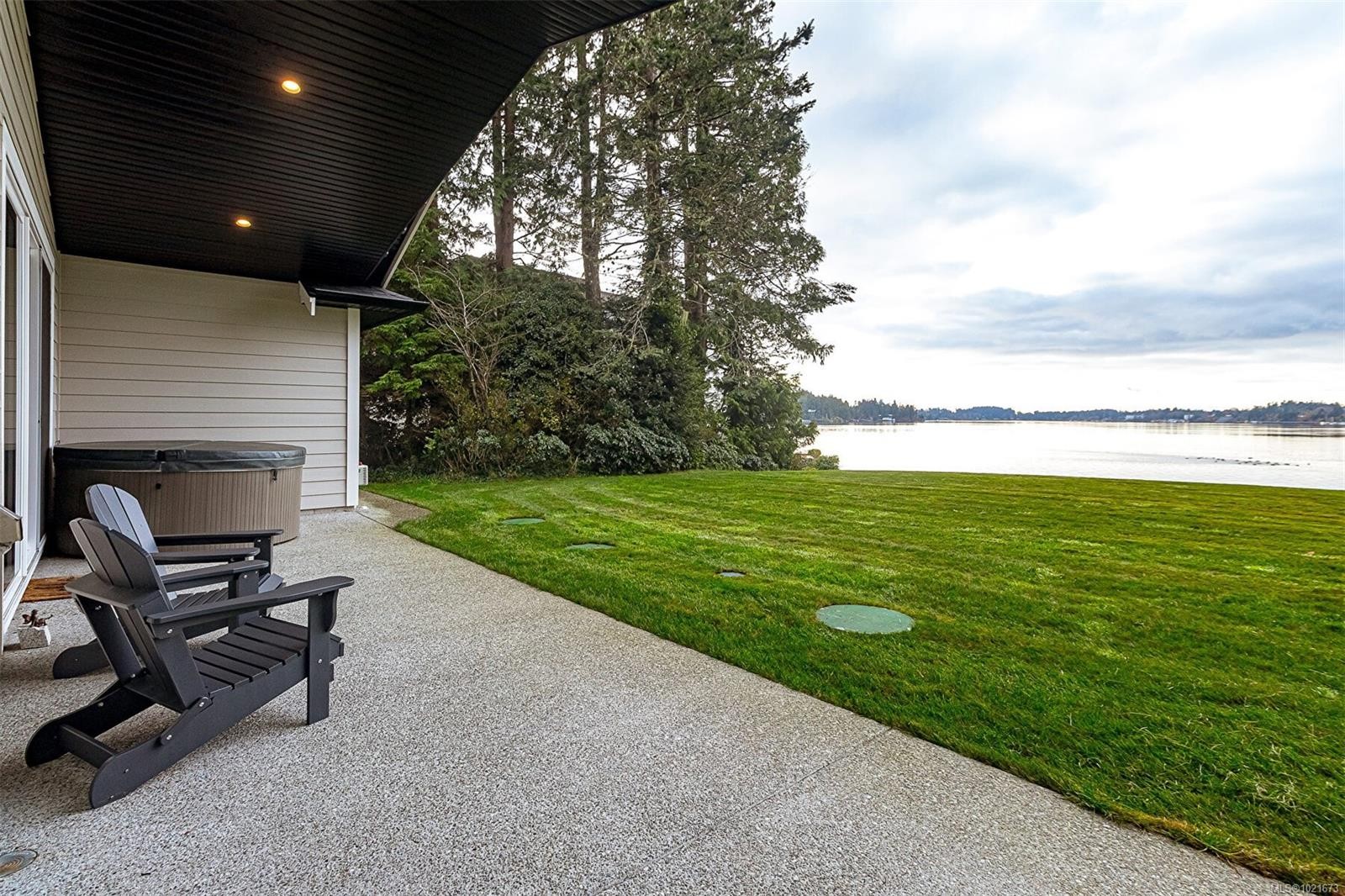 1996 Glenidle Rd, Sooke, BC