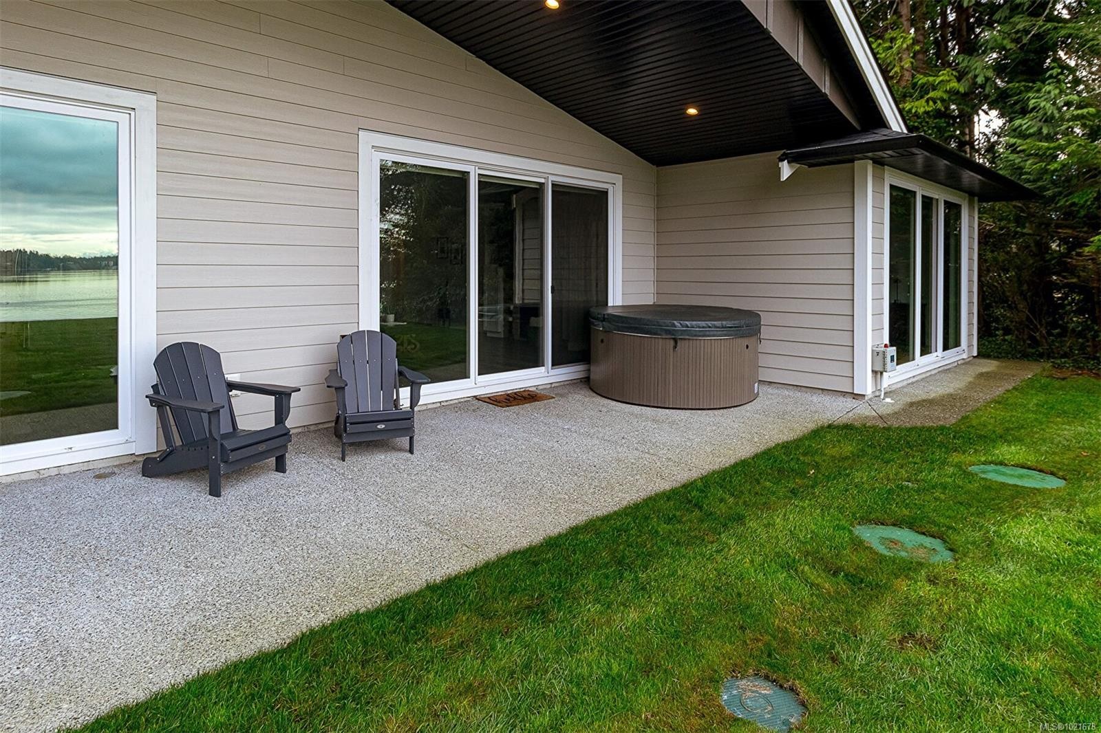 1996 Glenidle Rd, Sooke, BC